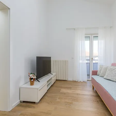 Sea La Vie 아파트